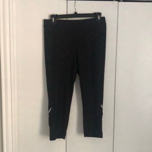 Knee-length leggings